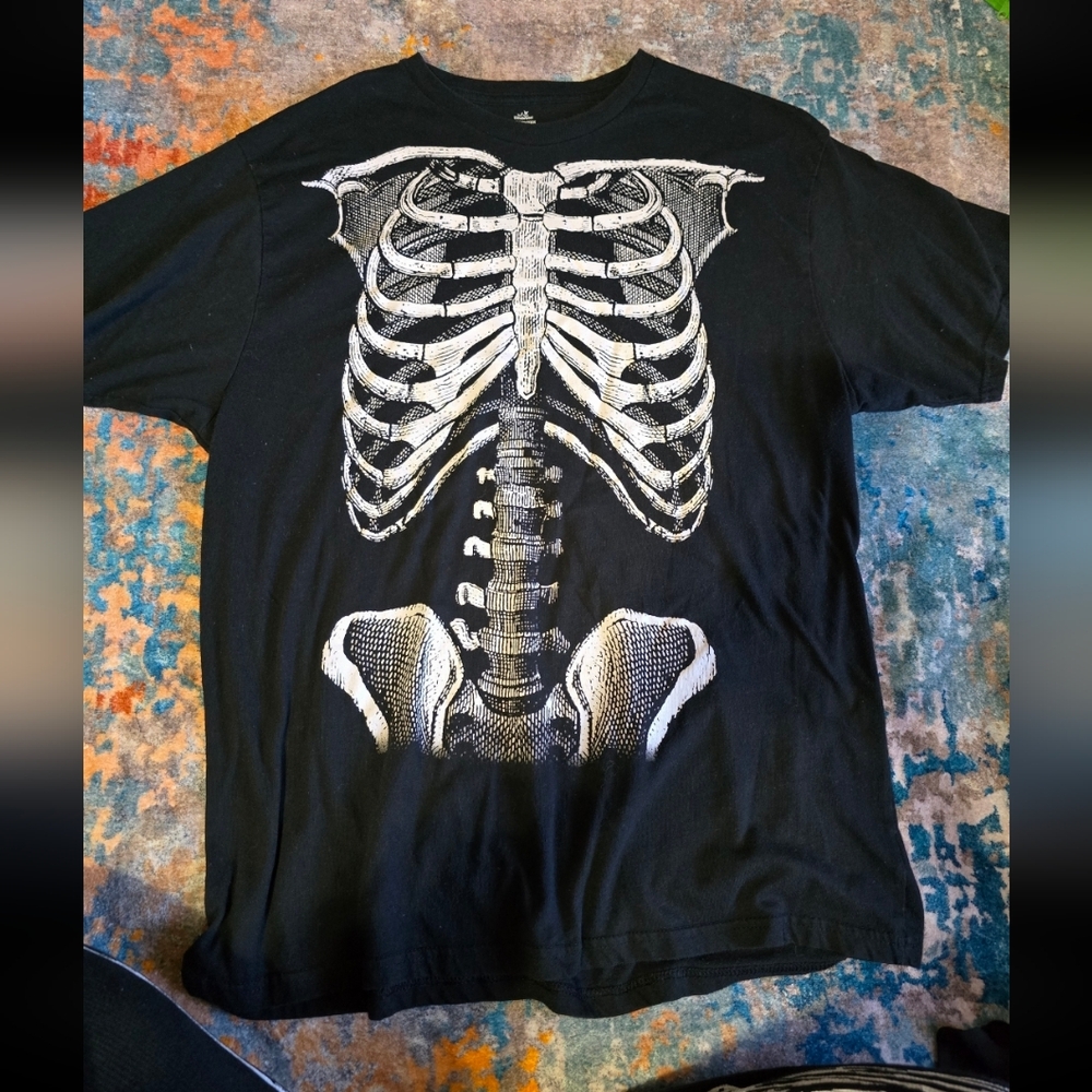 Way To Celebrate XL Black Skeleton Graphic Halloween Tee
